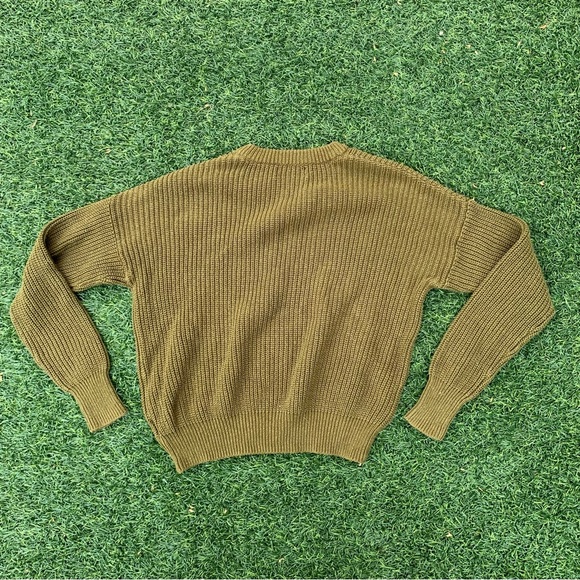 Dark Green knitted sweater - Picture 2 of 2